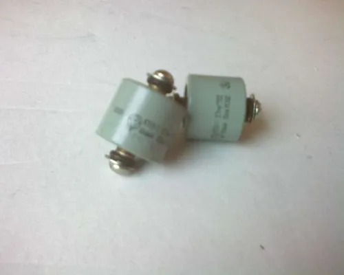 К15У-1 10кВ 27 пф 8квар фото 2 К15У-1 10кВ 27 пф 8квар фото 2